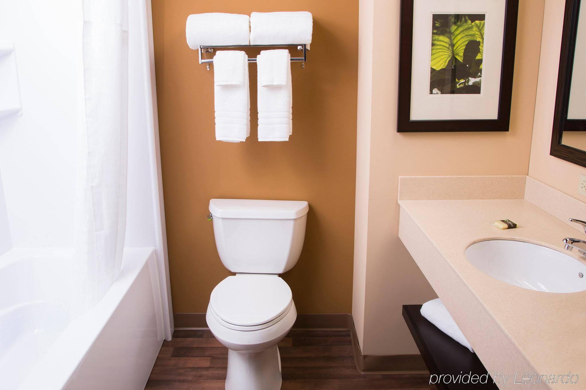 Extended Stay America Select Suites - Raleigh - Rtp - 4610 Miami Blvd Durham Bagian luar foto