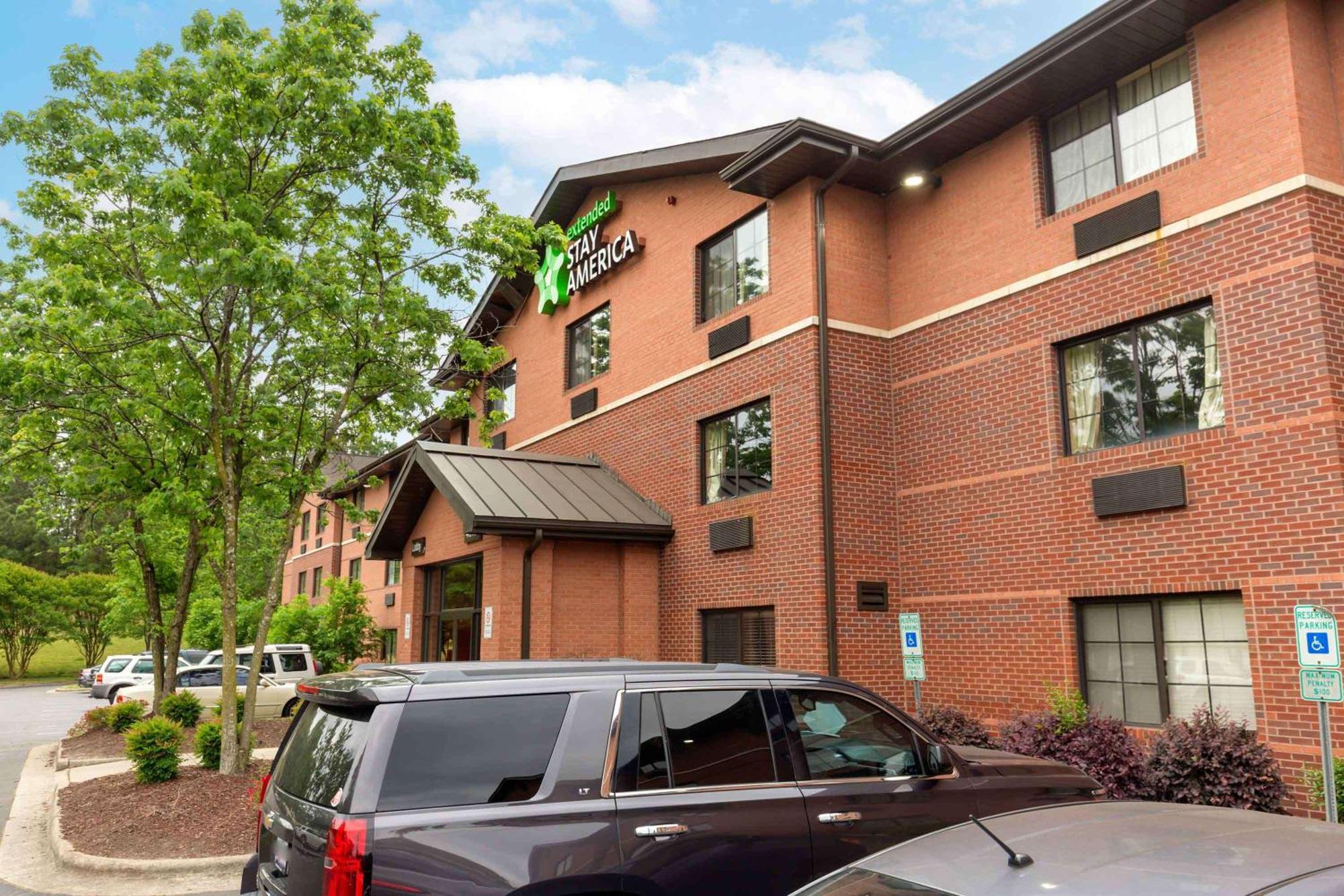 Extended Stay America Select Suites - Raleigh - Rtp - 4610 Miami Blvd Durham Bagian luar foto