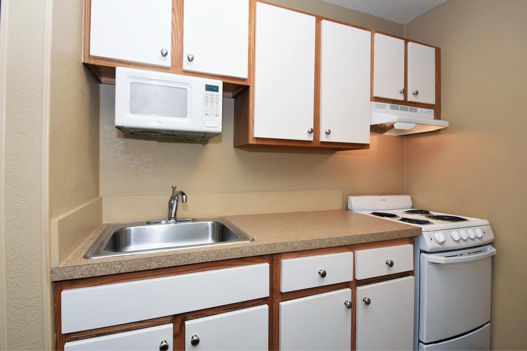 Extended Stay America Select Suites - Raleigh - Rtp - 4610 Miami Blvd Durham Bagian luar foto