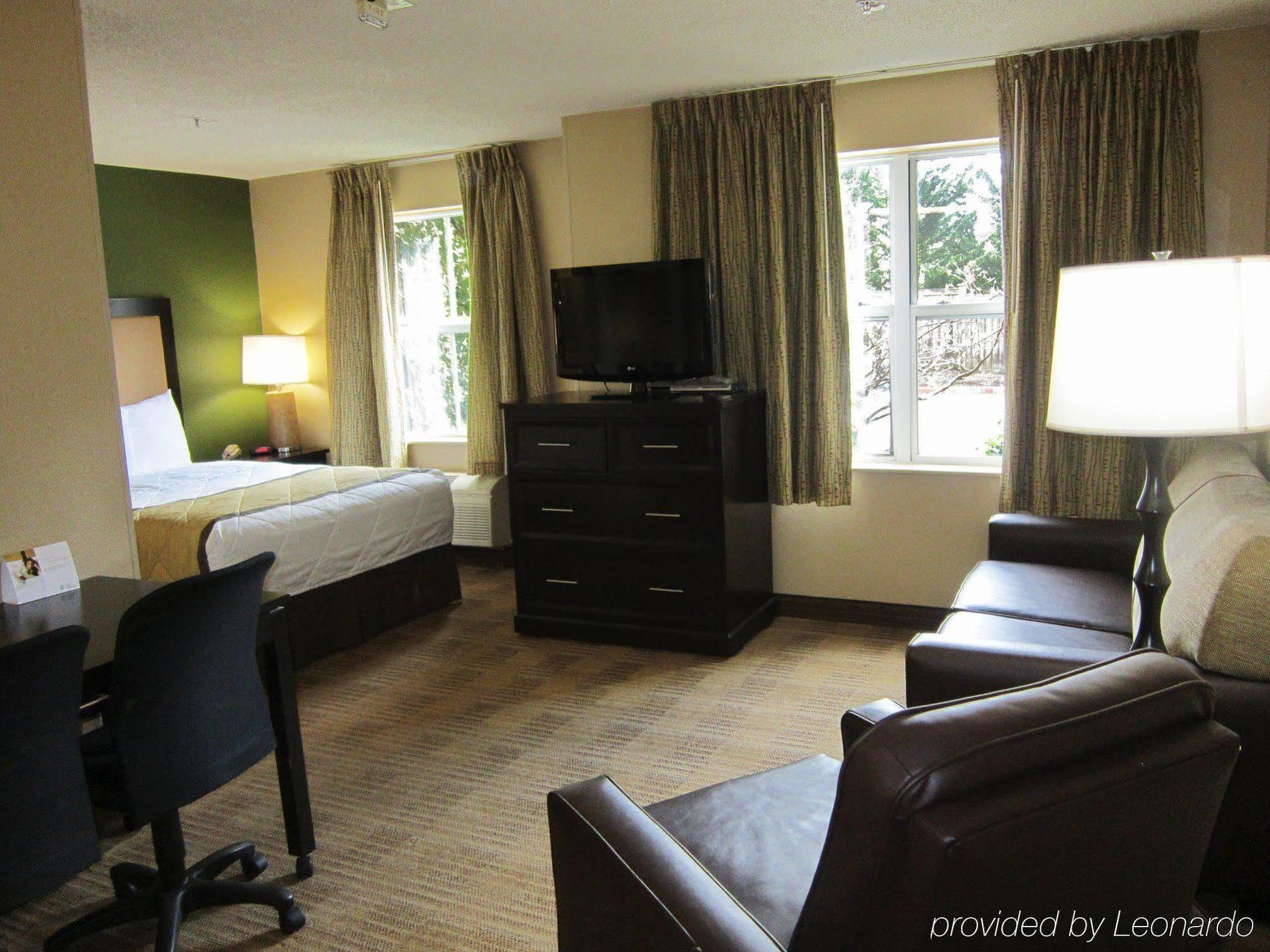 Extended Stay America Select Suites - Raleigh - Rtp - 4610 Miami Blvd Durham Bagian luar foto