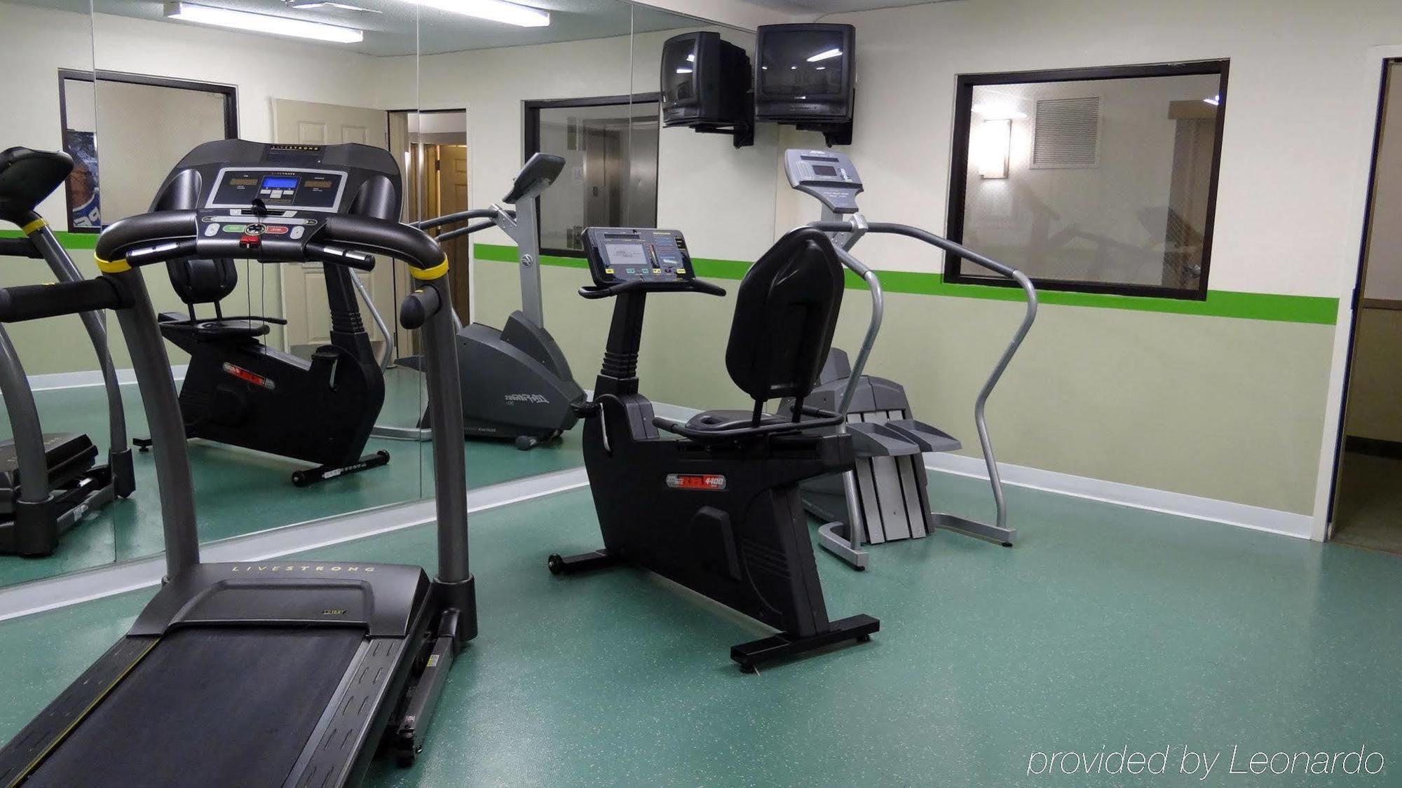 Extended Stay America Select Suites - Raleigh - Rtp - 4610 Miami Blvd Durham Bagian luar foto